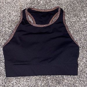 Fabletics High Impact Sports Bra w/ Pockets